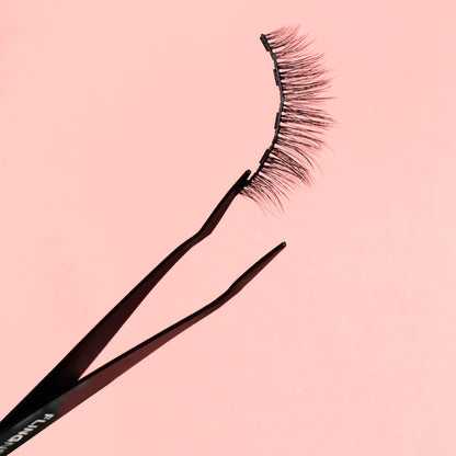 Flingnetic Lash Applicator